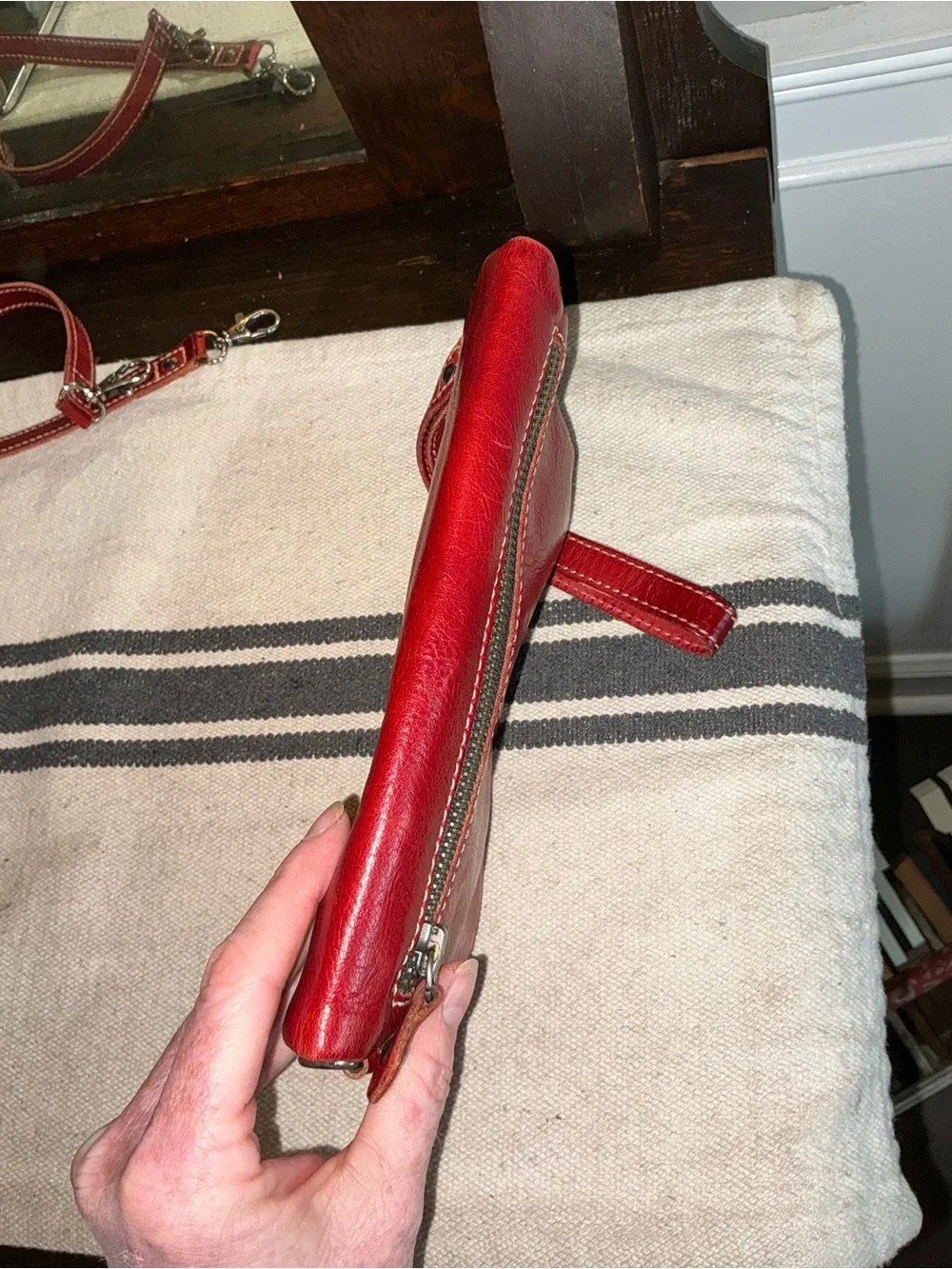 Bed Stu Leather Cadence Wallet Wristlet Crossbody Bag Red Rustic MSRP $179